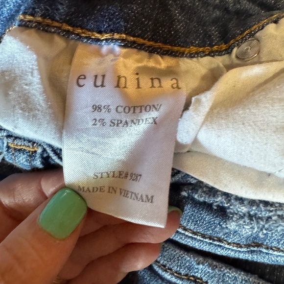 Eunina Women Size 7 Distressed Blue Jeans - Picture 5 of 7